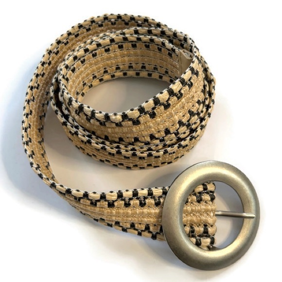 Accessories - Lightweight Belt with Round Metal Buckle